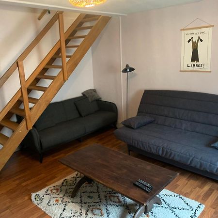 Charmant Appartement Au Calme Avec Parking Besançon Esterno foto