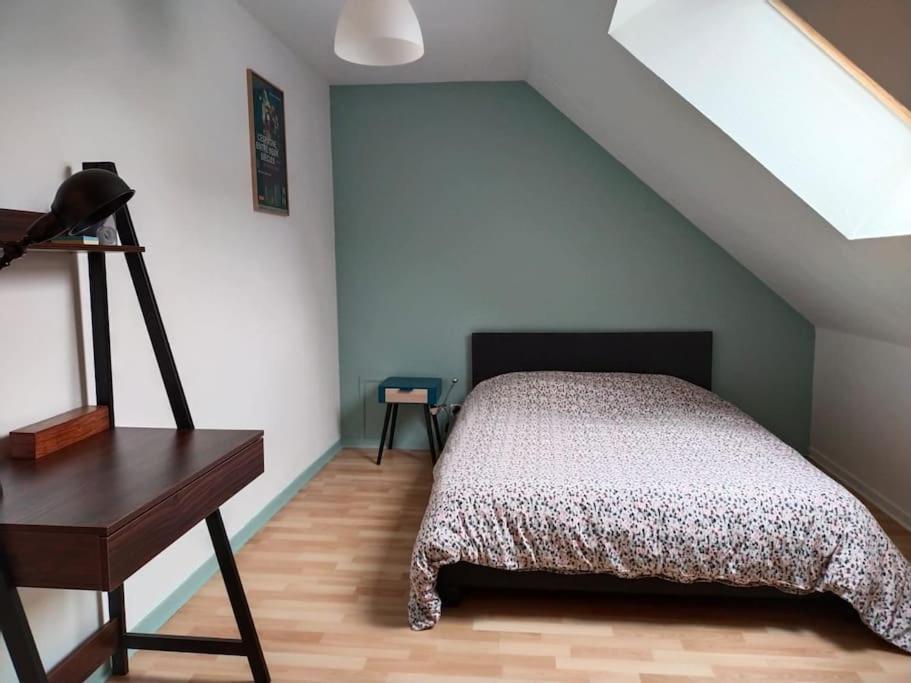 Charmant Appartement Au Calme Avec Parking Besançon Esterno foto
