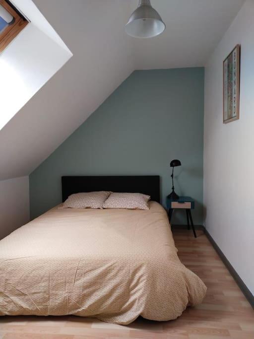 Charmant Appartement Au Calme Avec Parking Besançon Esterno foto
