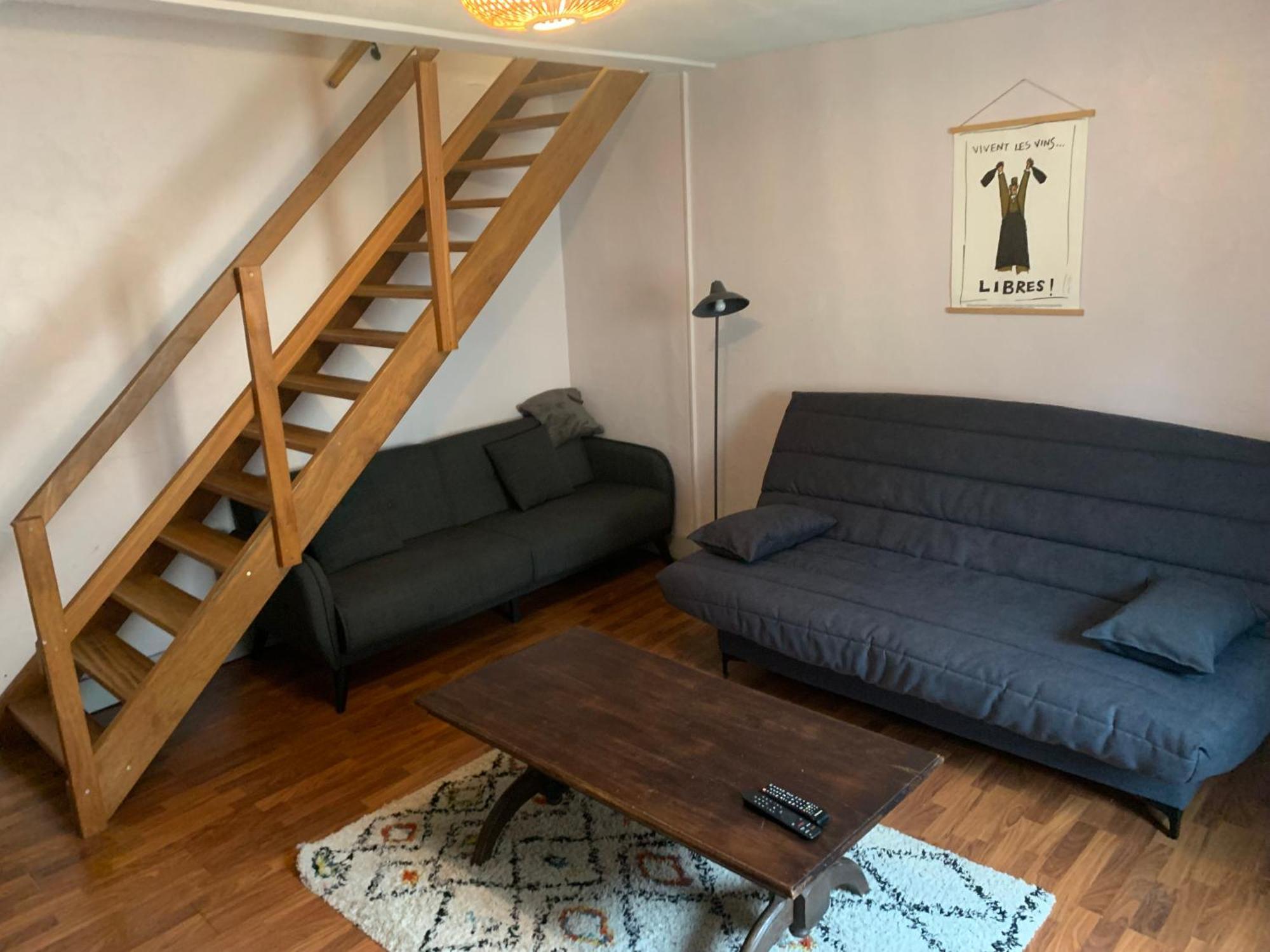 Charmant Appartement Au Calme Avec Parking Besançon Esterno foto
